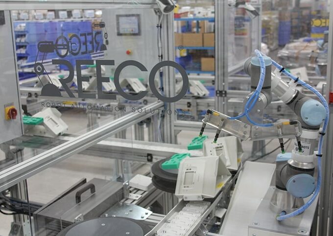 Two New Cobots for Tech Giant Honeywell | Reeco